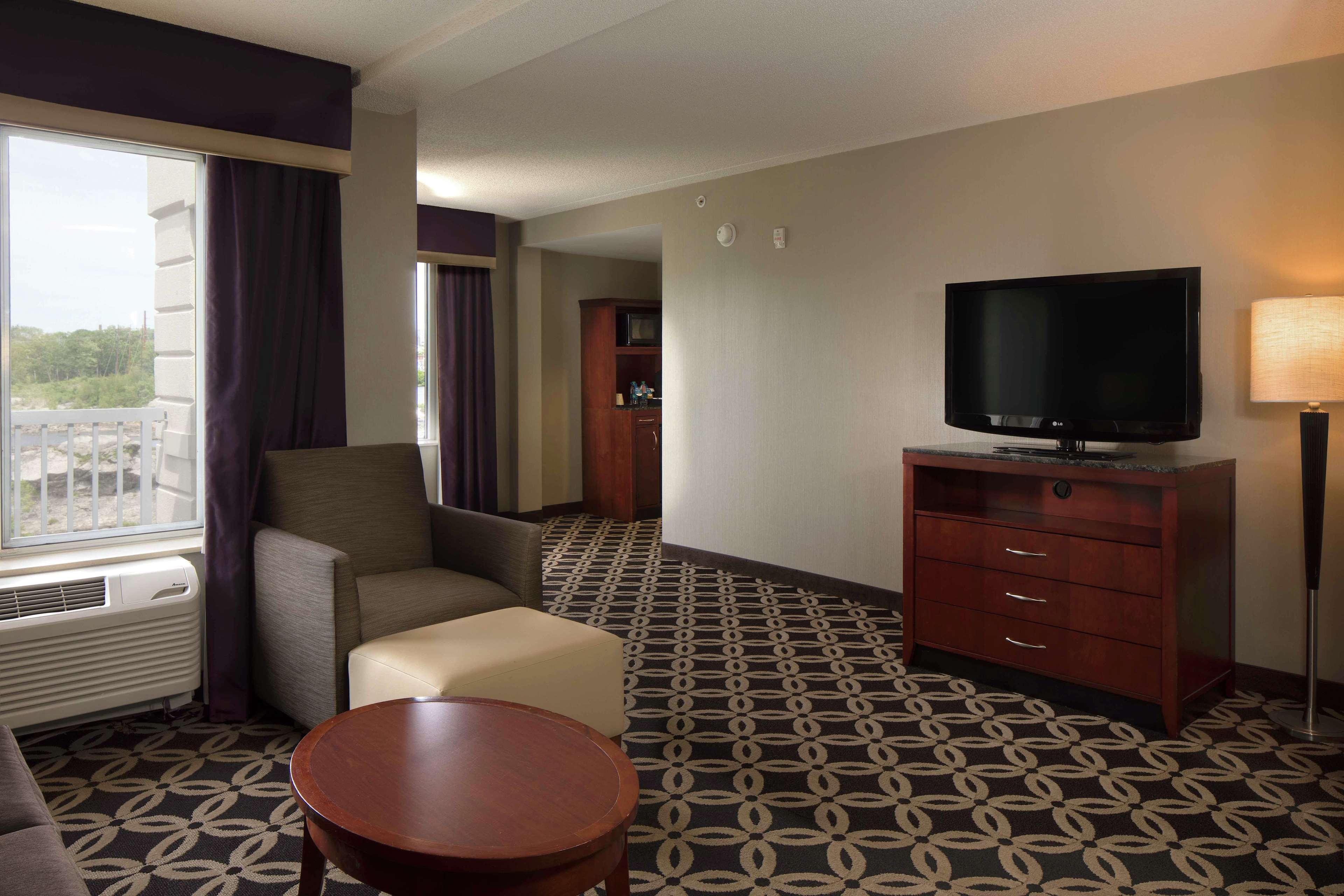 Hilton Garden Inn Auburn Riverwatch Exterior foto